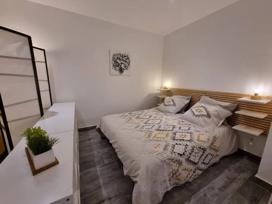 Superbe Studio Lumineux, Vue Sur Piscine Et Mer Baie Nettle Apartment